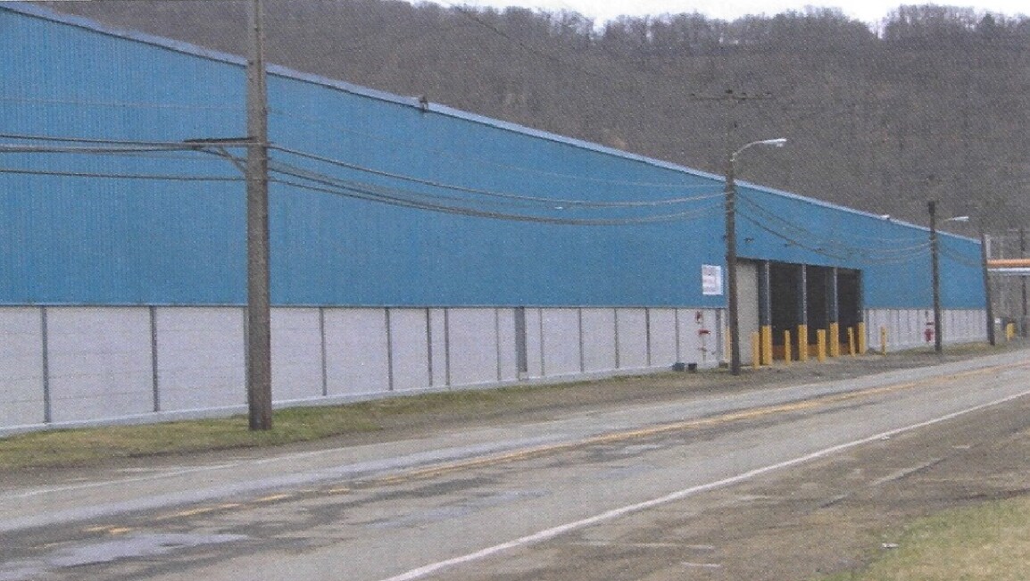 332 State Route 8, Oil City, PA à louer Photo principale– Image 1 sur 3