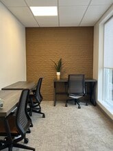 4045 S Broadway, Englewood, CO à louer Photo de l’immeuble– Image 1 sur 1