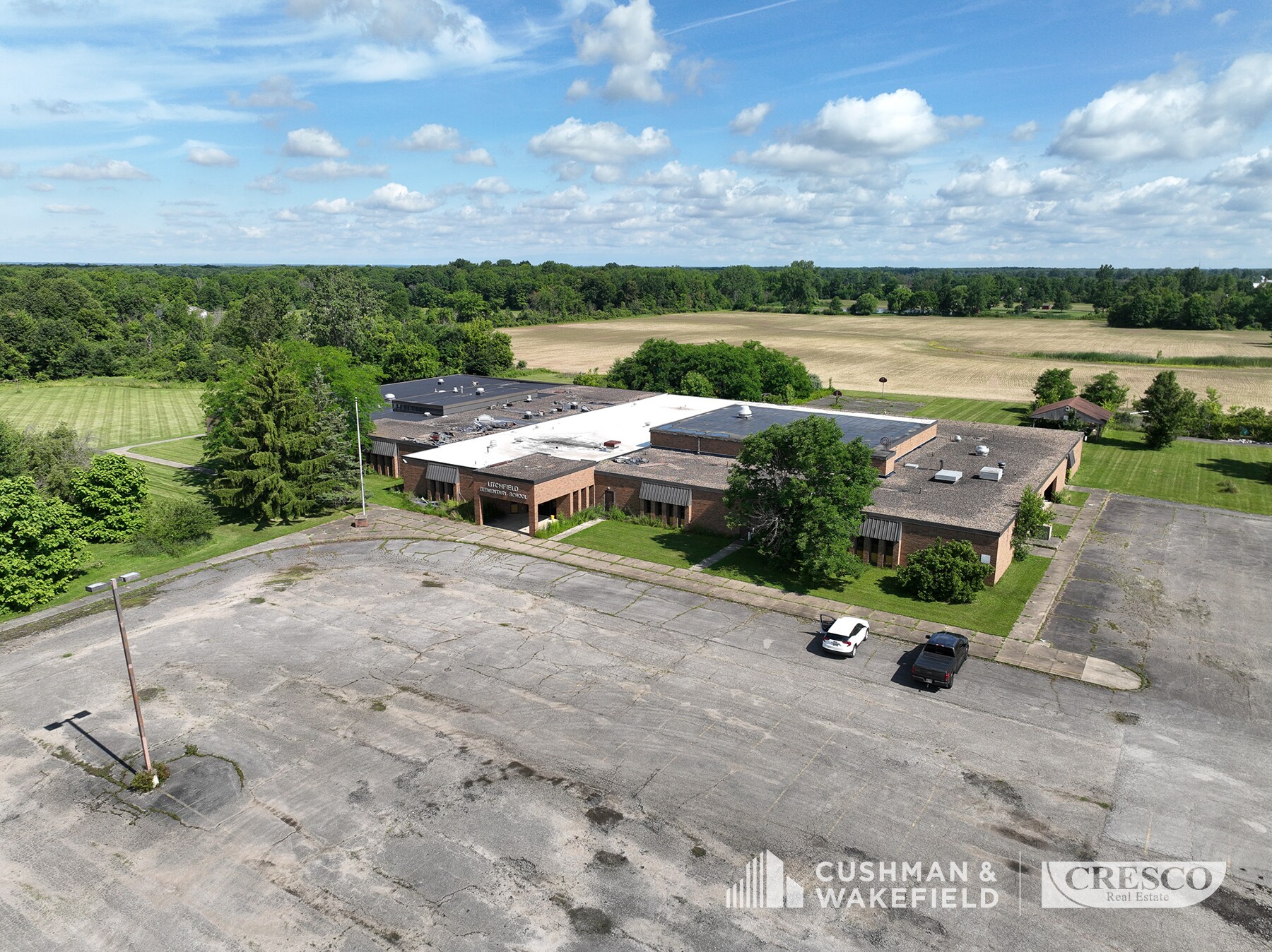 9339 Brooker St, Litchfield, OH à vendre Photo de l’immeuble– Image 1 sur 17