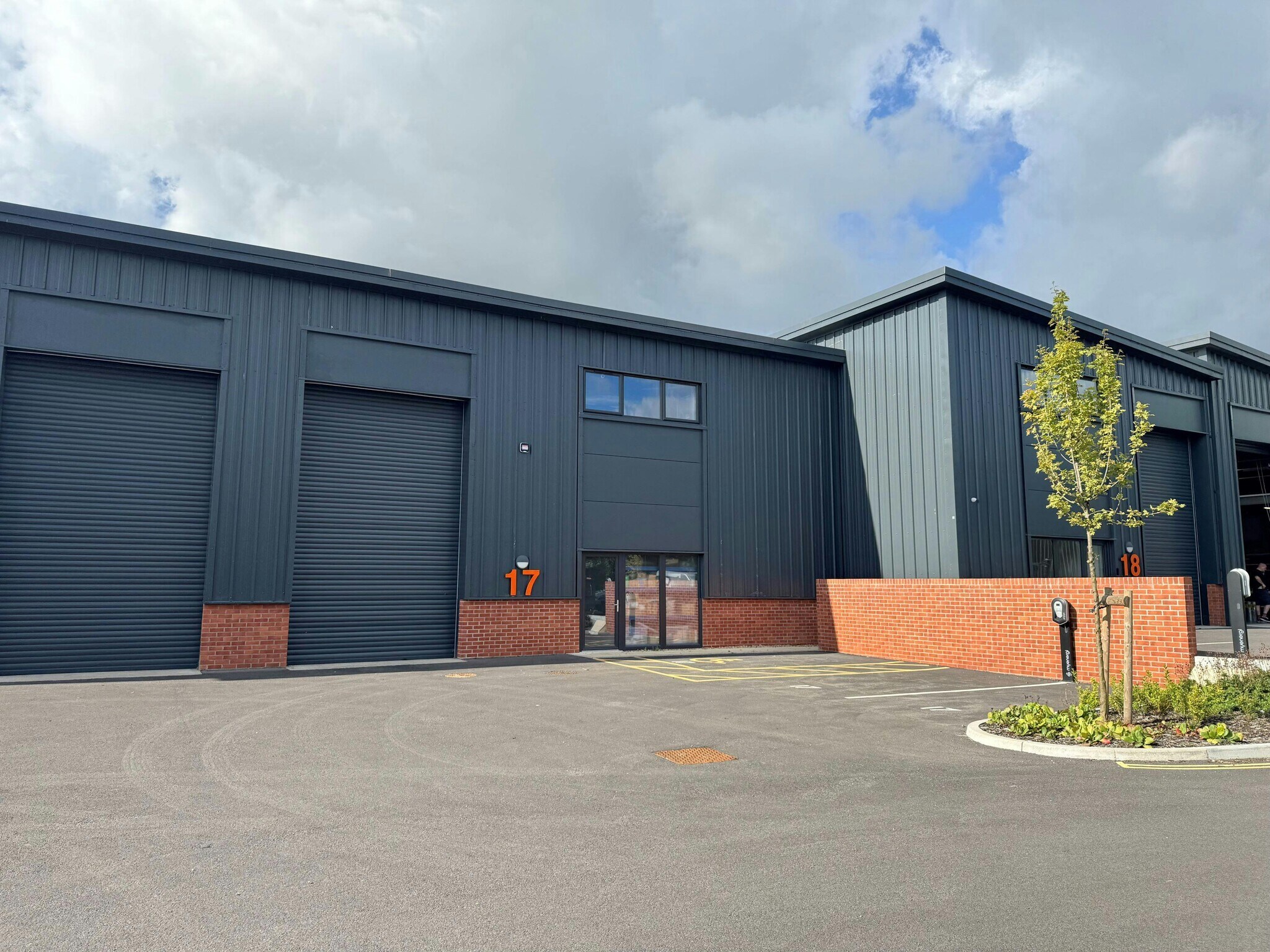 Knowle Ln, Eastleigh à louer Photo de l’immeuble– Image 1 sur 6