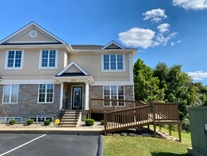 8912 Stone Green Way, Louisville, KY à louer Photo intérieure– Image 2 sur 20