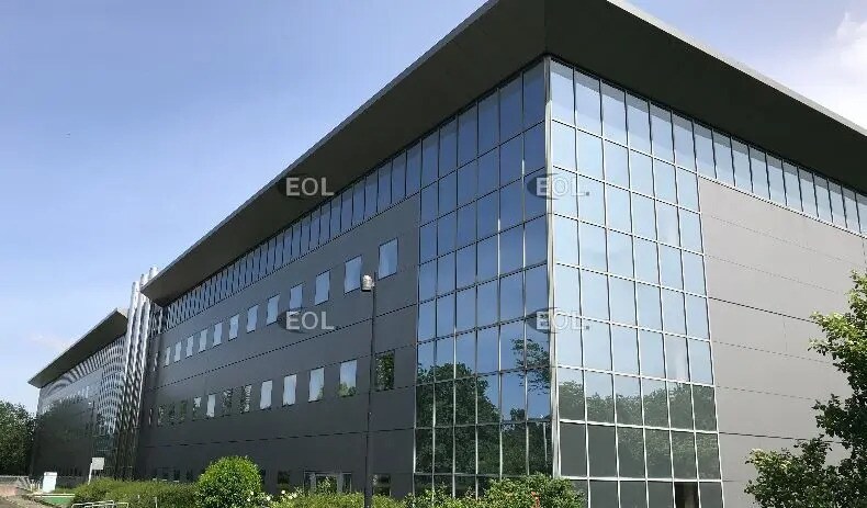 Industriel/Logistique dans Élancourt à louer - Photo de l’immeuble – Image 2 sur 10