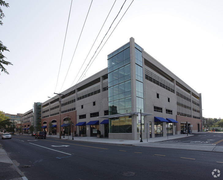 276 Science Park, New Haven, CT à louer - Photo de l’immeuble – Image 2 sur 2