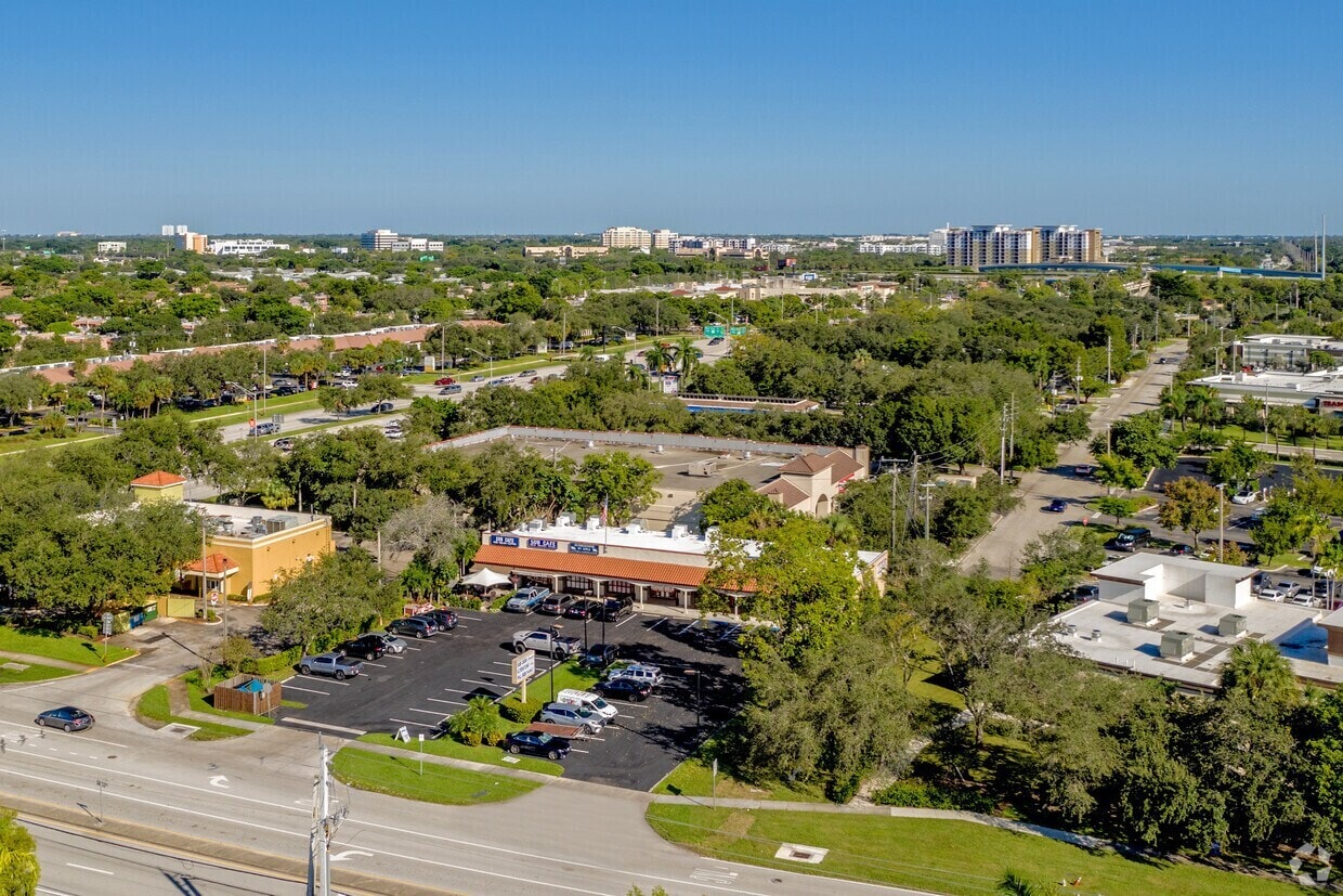 7701-7711 Nova Dr, Davie, FL à louer Photo intérieure– Image 1 sur 11