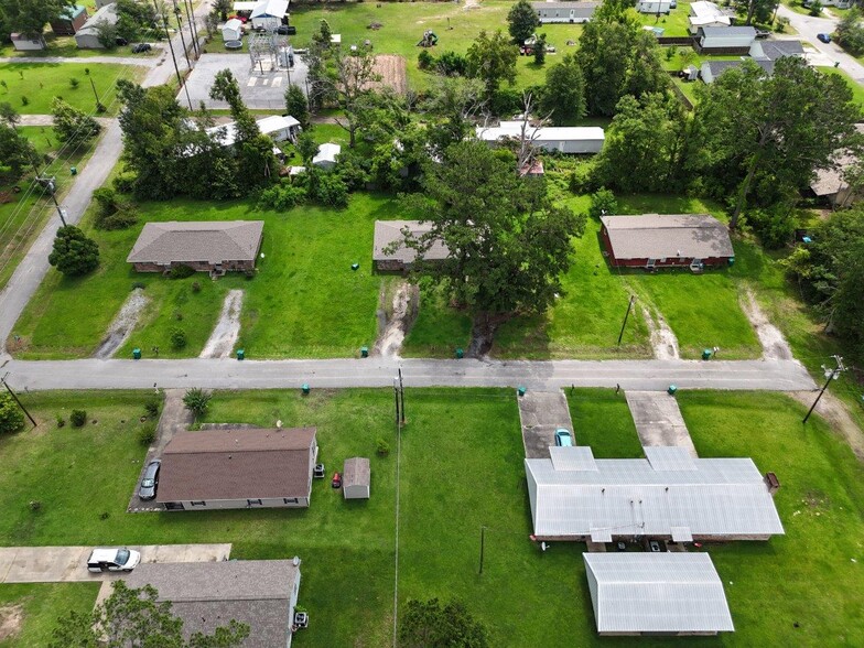 902 Shady Ln, Dequincy, LA à vendre - Photo principale – Image 1 sur 15