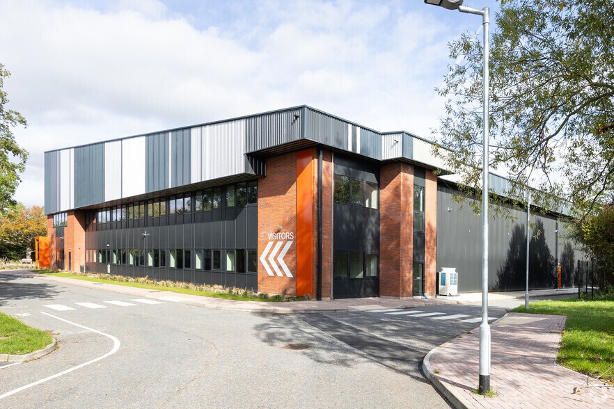 Waterberry Dr, Waterlooville à louer - Photo principale – Image 1 sur 13