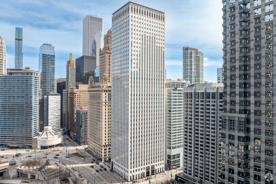 1 E Wacker Dr, Chicago, IL à louer - Photo principale – Image 1 sur 17