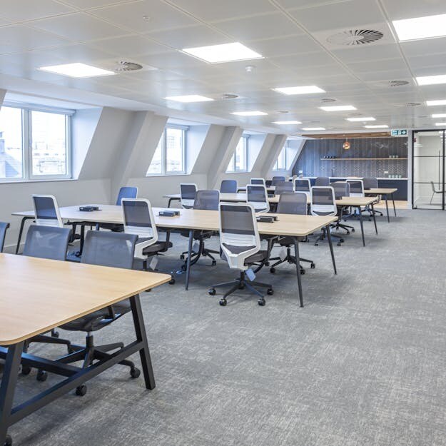 23 Kingsway, Londres à louer Photo intérieure– Image 1 sur 3