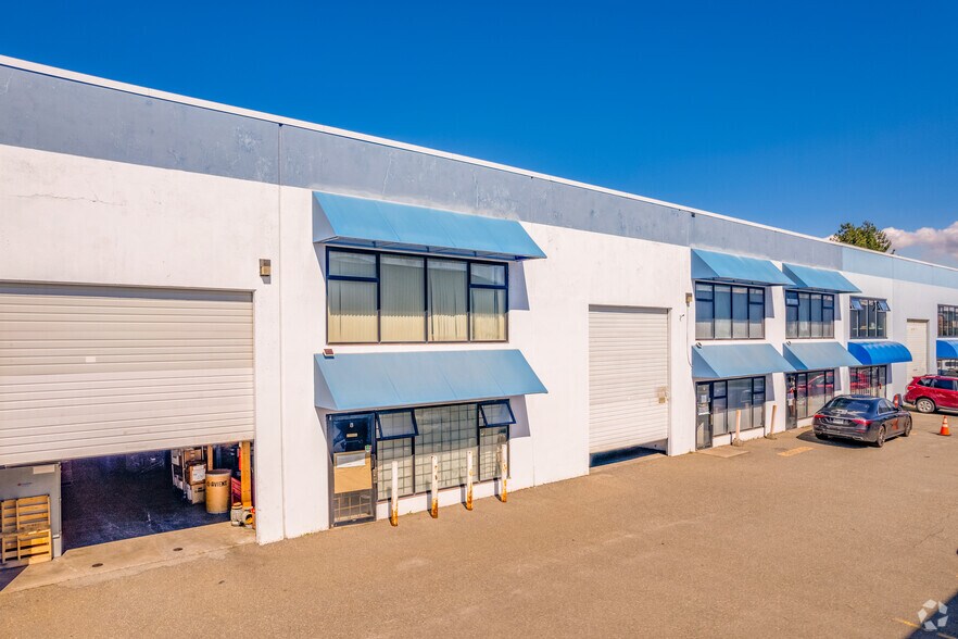 7187 Honeyman St, Delta, BC à louer - Photo de l’immeuble – Image 2 sur 4