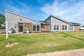 Plus de détails pour 620 N 13th St, Rogers, AR - Bureau à vendre