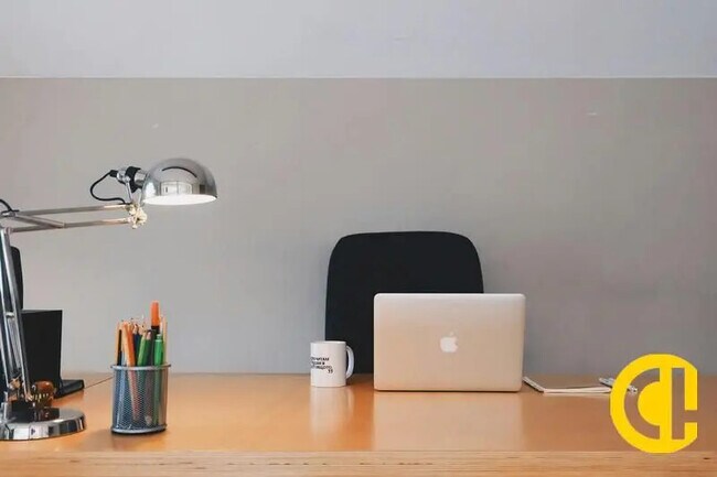 Plus de détails pour 70 Avenue Georges Clémenceau, Saint-Genis-Laval - Bureau à louer