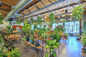 2005-2015 Pearl St, Boulder, CO à louer Photo de l’immeuble– Image 2 sur 4