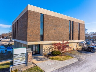 Plus de détails pour 10533 W National Ave, West Allis, WI - Bureau à vendre