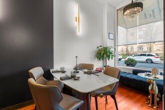 1006 Chapel St, New Haven, CT - Vue aérienne  vue de carte - Image1