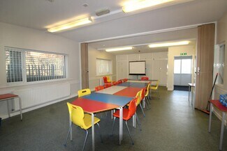 Plus de détails pour 98 Salters Ln S, Darlington - Bureau à vendre