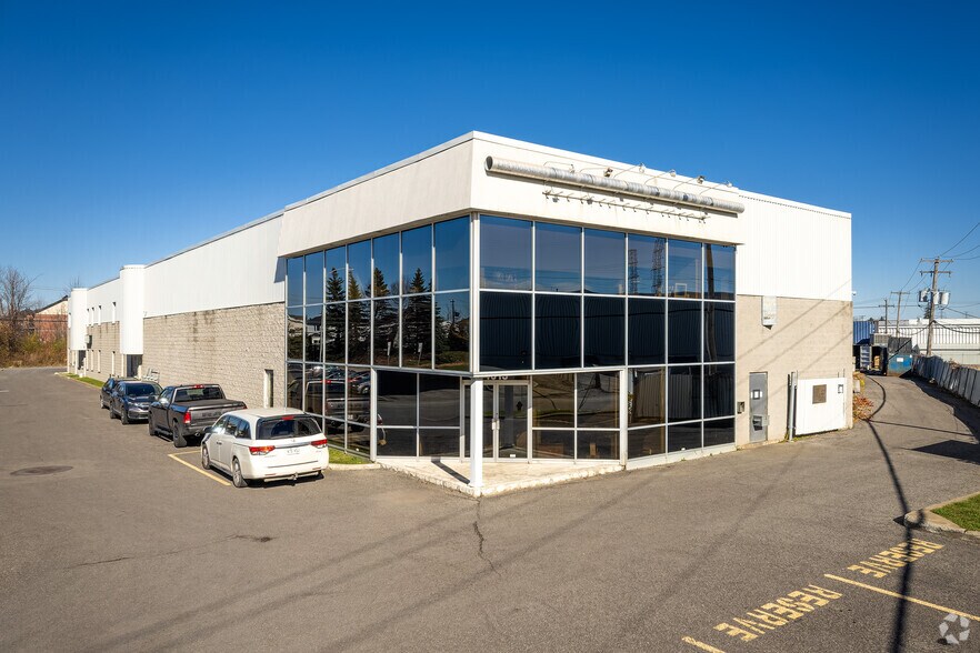 4015-4045 Rue Garand, Laval, QC à louer - Photo principale – Image 1 sur 4