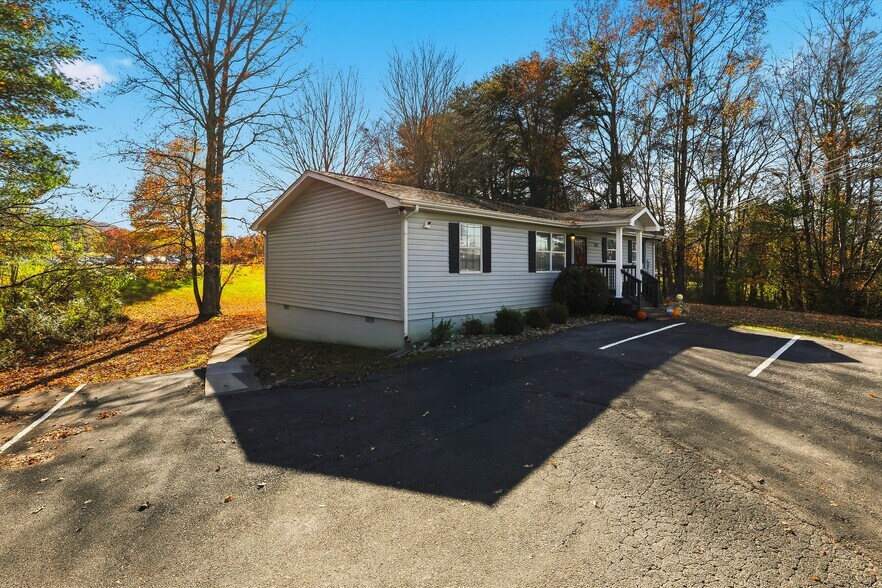 7713 Oak Ridge Hwy, Knoxville, TN à vendre - Photo de l’immeuble – Image 3 sur 28