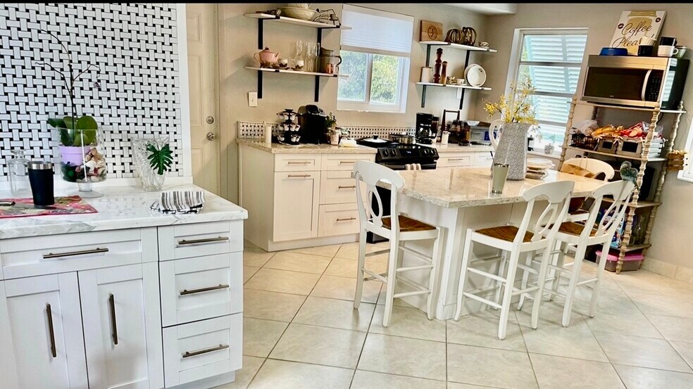 74450 Overseas Hwy, Islamorada, FL à vendre - Photo de l’immeuble – Image 2 sur 6