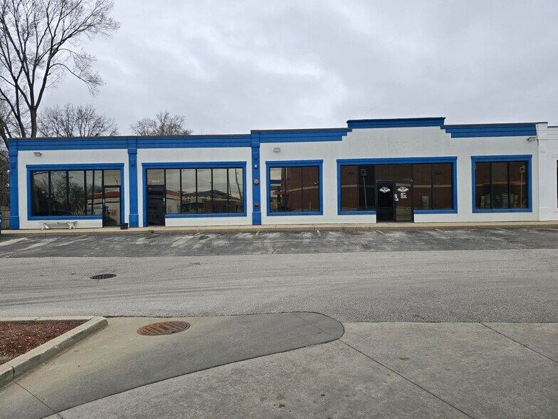 430 Swift Rd, Addison, IL à louer - Photo principale – Image 1 sur 17