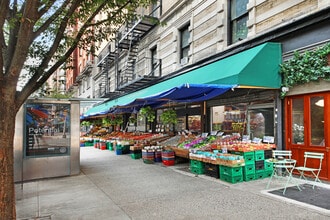 2451-2459 Broadway, New York, NY à louer Photo de l’immeuble– Image 2 sur 6