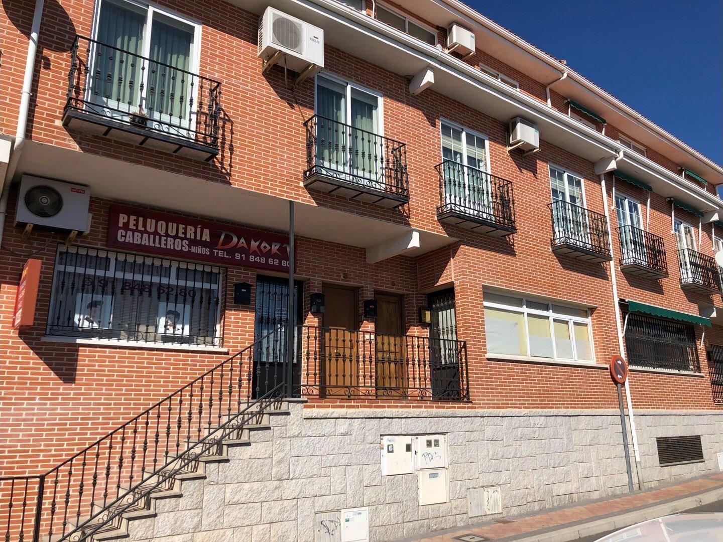 Immeuble residentiel dans Colmenar Viejo, Madrid à vendre Photo de l’immeuble– Image 1 sur 3