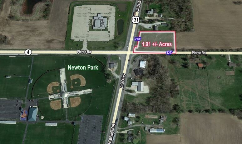 US 31 & Pierce Rd, Lakeville, IN à vendre - Aérien – Image 1 sur 3