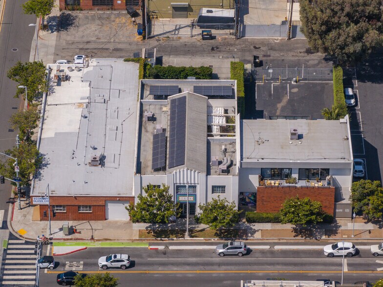 1556 17th St, Santa Monica, CA à vendre - Photo de l’immeuble – Image 3 sur 10