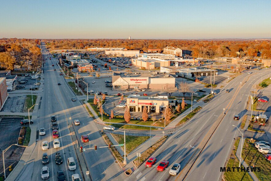 2630 NE Vivion Rd, Kansas City, MO à vendre - Photo de l’immeuble – Image 2 sur 3