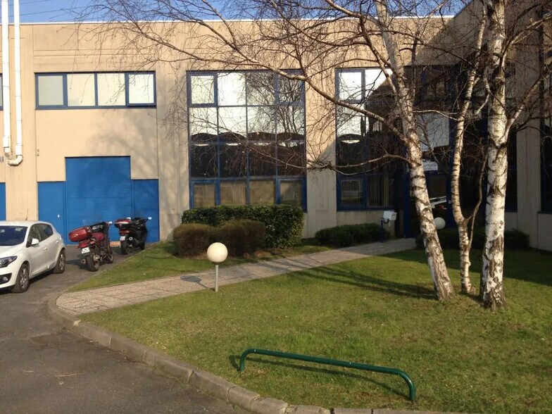 54 Av Du Vieu Chemin De Saint Denis, Villeneuve-la-Garenne à louer - Photo de l’immeuble – Image 3 sur 6