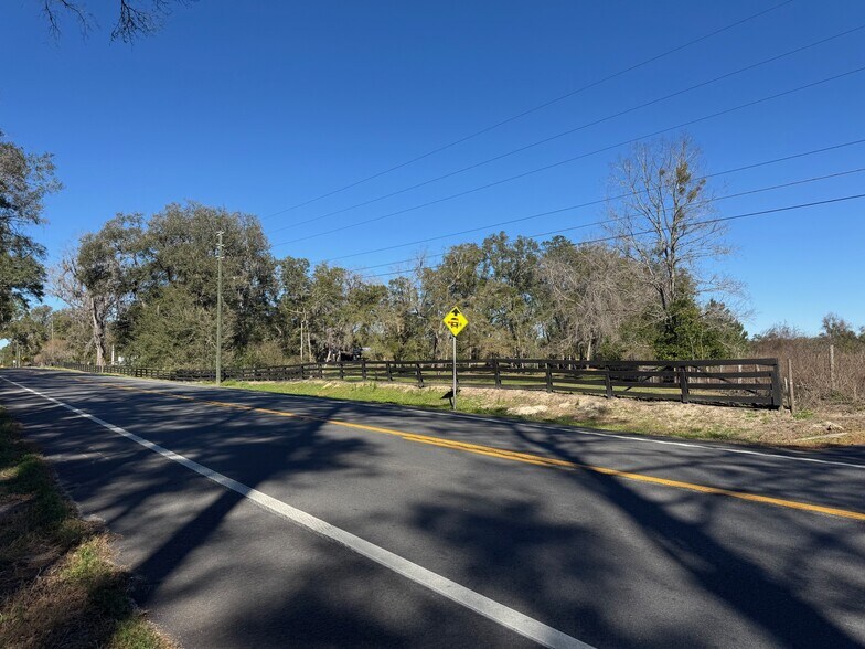 15000 Block Florida 45, Archer, FL à vendre - Photo de l’immeuble – Image 3 sur 8