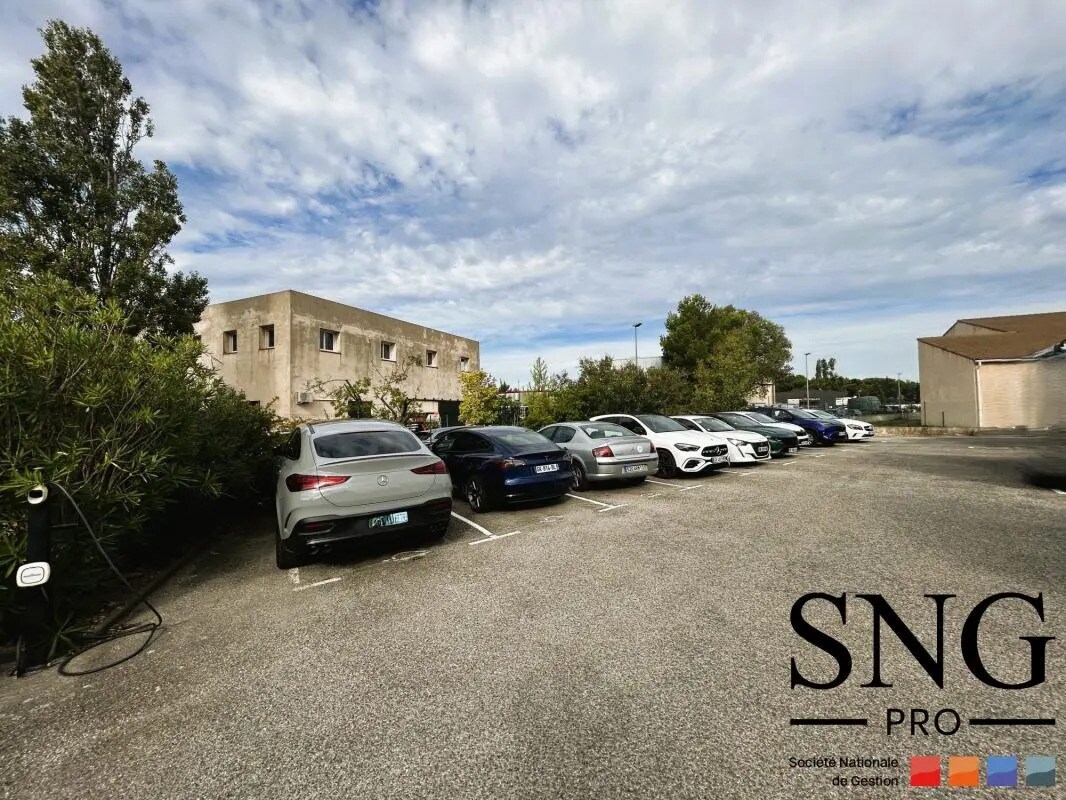 Industriel/Logistique dans Velaux à vendre Photo de l’immeuble– Image 1 sur 20