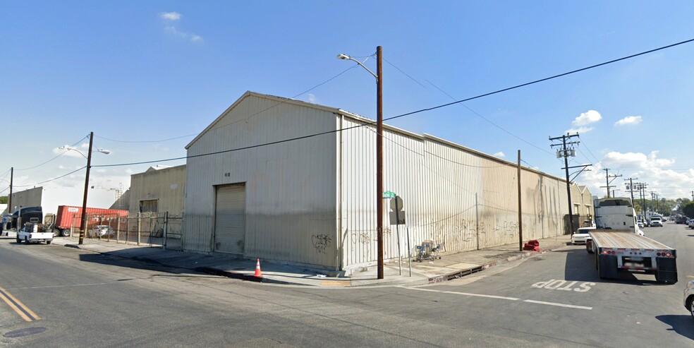 2300-2320 N Alameda St, Compton, CA à louer - Photo de l’immeuble – Image 1 sur 6