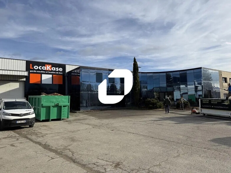 1 Parvis, Voiron à louer - Photo de l’immeuble – Image 2 sur 8