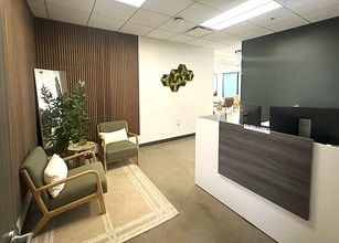 880 Apollo St, El Segundo, CA à louer Photo intérieure– Image 1 sur 4