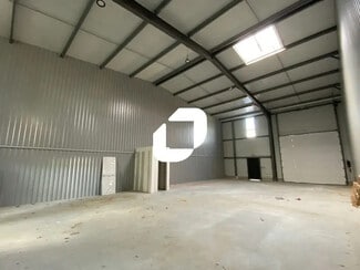 Plus de détails pour Bureau, Local d'activités à louer