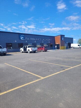 Plus de détails pour 906 Old Steese Hwy, Fairbanks, AK - Local commercial à louer