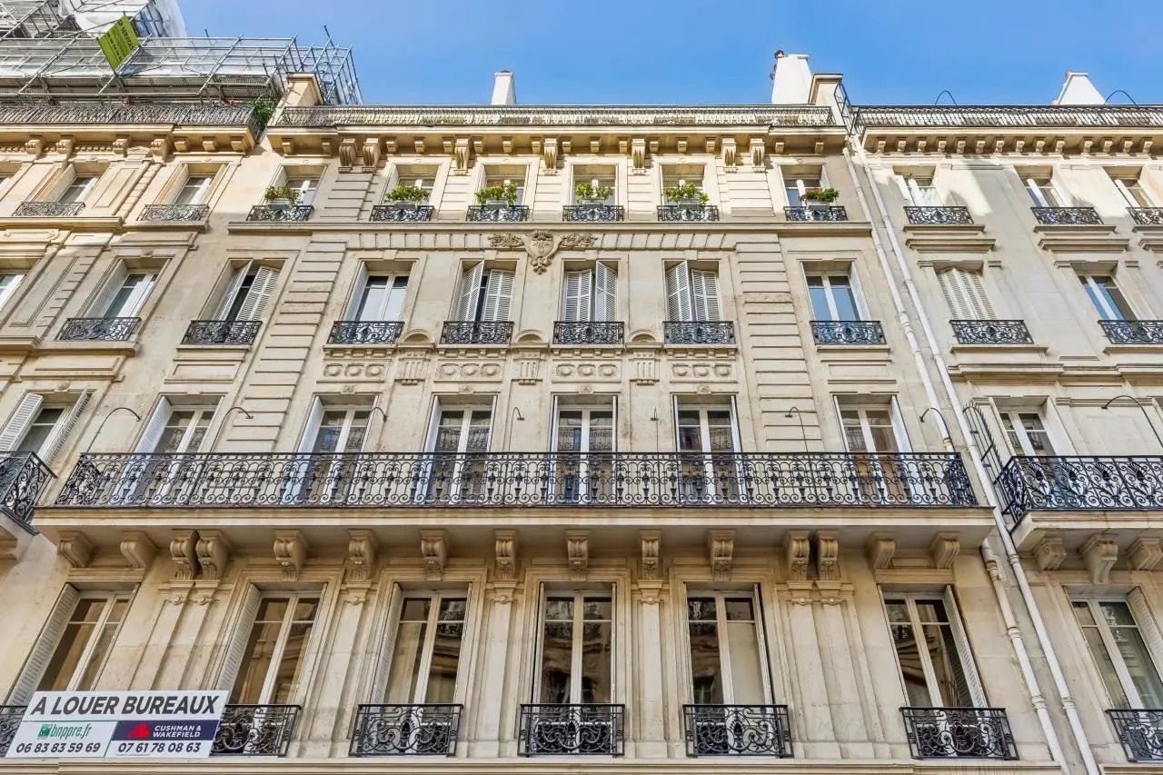 5 Rue Frédéric Bastiat, Paris à louer Photo de l’immeuble– Image 1 sur 22