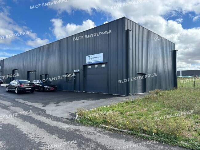 Plus de détails pour Industriel/Logistique à louer