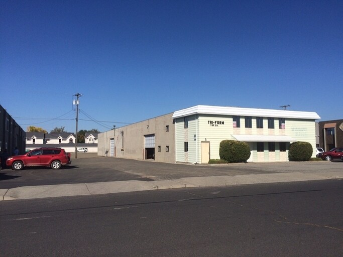 819 E Rosewood Ave, Spokane, WA à vendre Photo principale– Image 1 sur 22