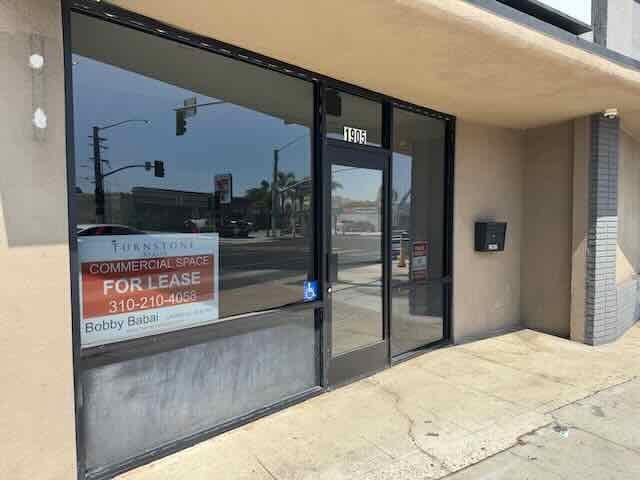 1901-1905 Pacific Coast Hwy, Lomita, CA à louer Photo de l’immeuble– Image 1 sur 2