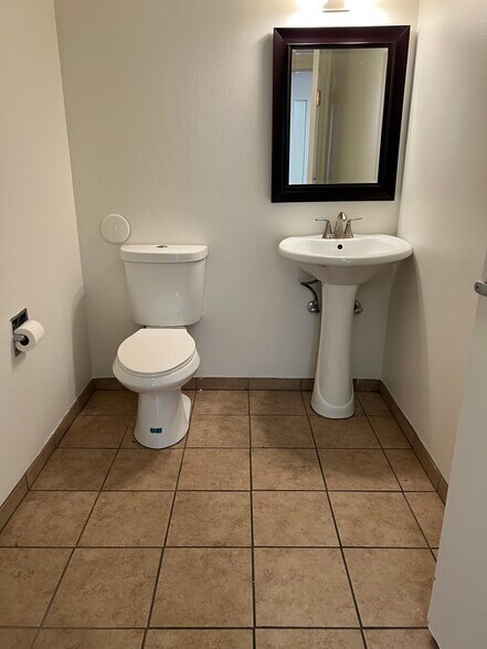7108 S Alton Way, Englewood, CO à louer - Photo intérieure – Image 3 sur 16