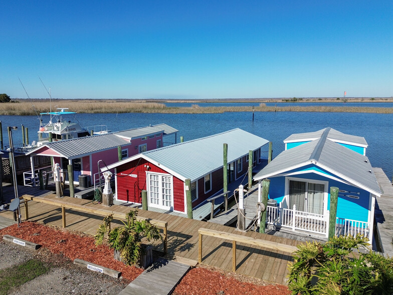 309 Water St, Apalachicola, FL à vendre - Photo principale – Image 1 sur 52