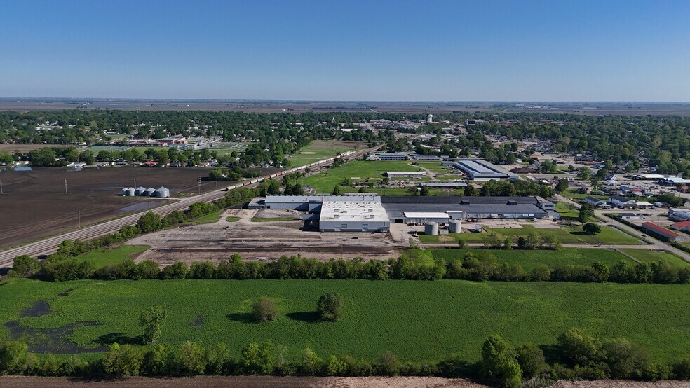 1501 S 19th St, Mattoon, IL à louer - Photo de l’immeuble – Image 3 sur 10