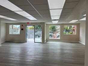 217 W Avenue 37, Los Angeles, CA à louer Photo de l’immeuble– Image 2 sur 8