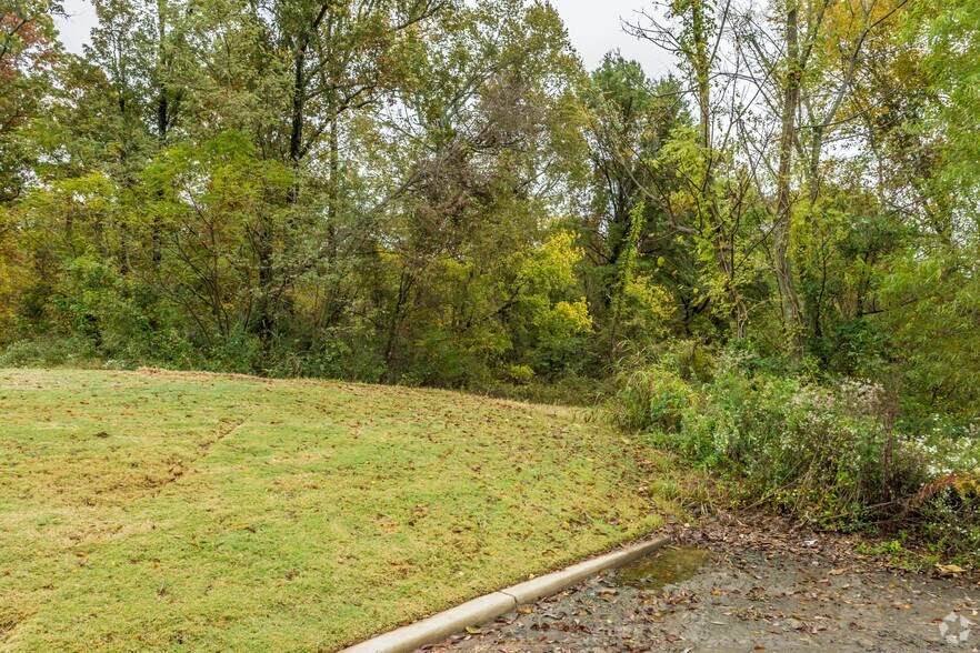 E Stateline Rd, Southaven, MS à vendre - Photo principale – Image 1 sur 3