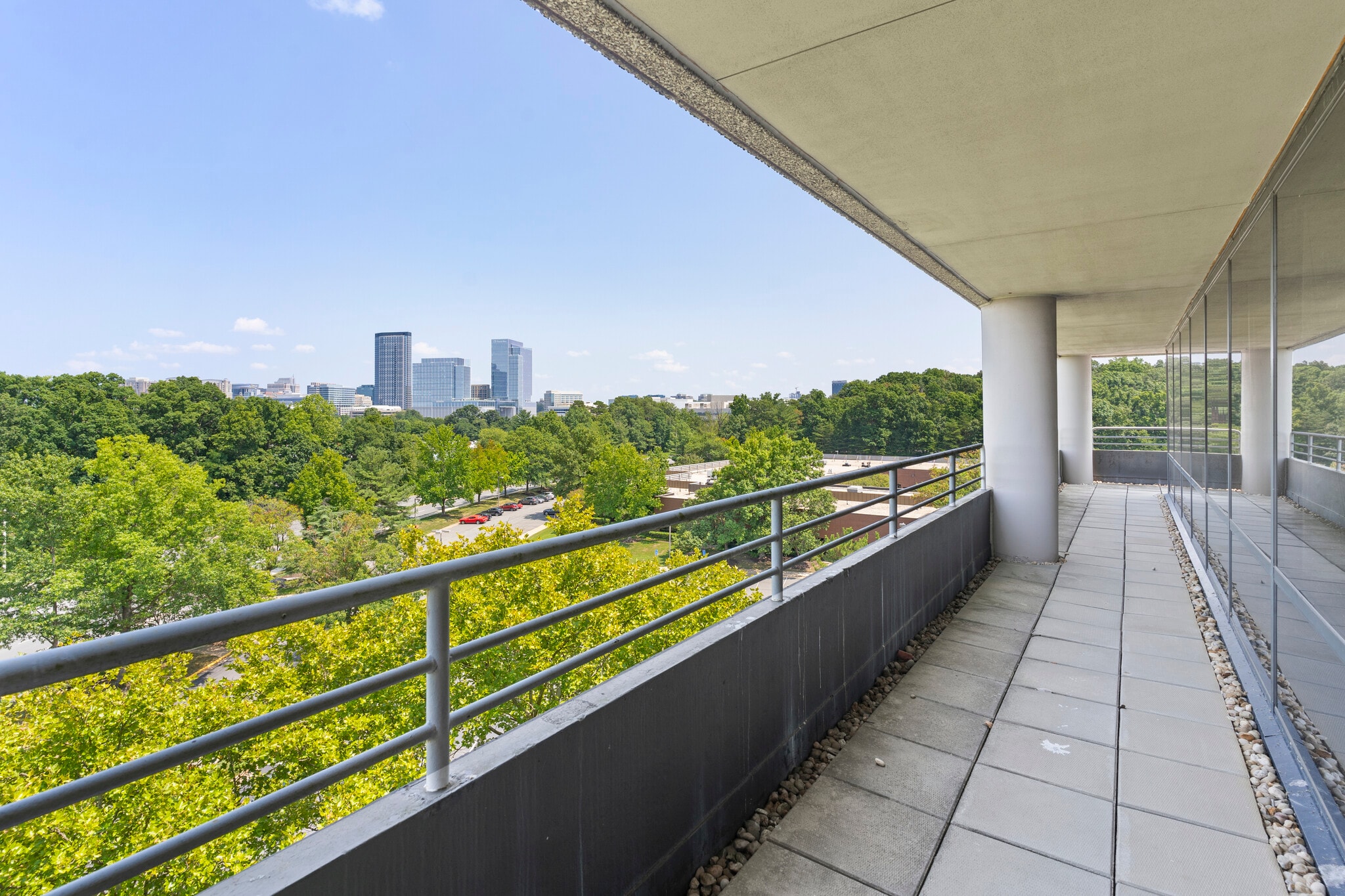 12355 Sunrise Valley Dr, Reston, VA à louer Photo intérieure– Image 1 sur 5