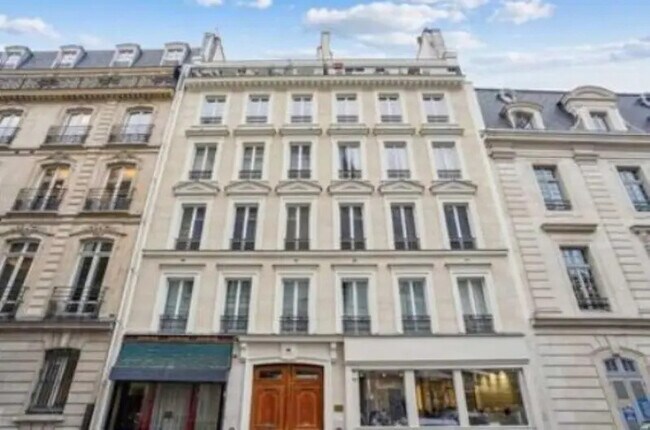 Plus de détails pour 13 Rue De Laborde, Paris - Coworking à louer
