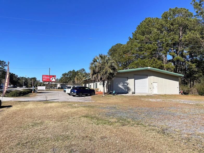1789 Hampton St, Walterboro, SC à vendre - Photo de l’immeuble – Image 1 sur 13