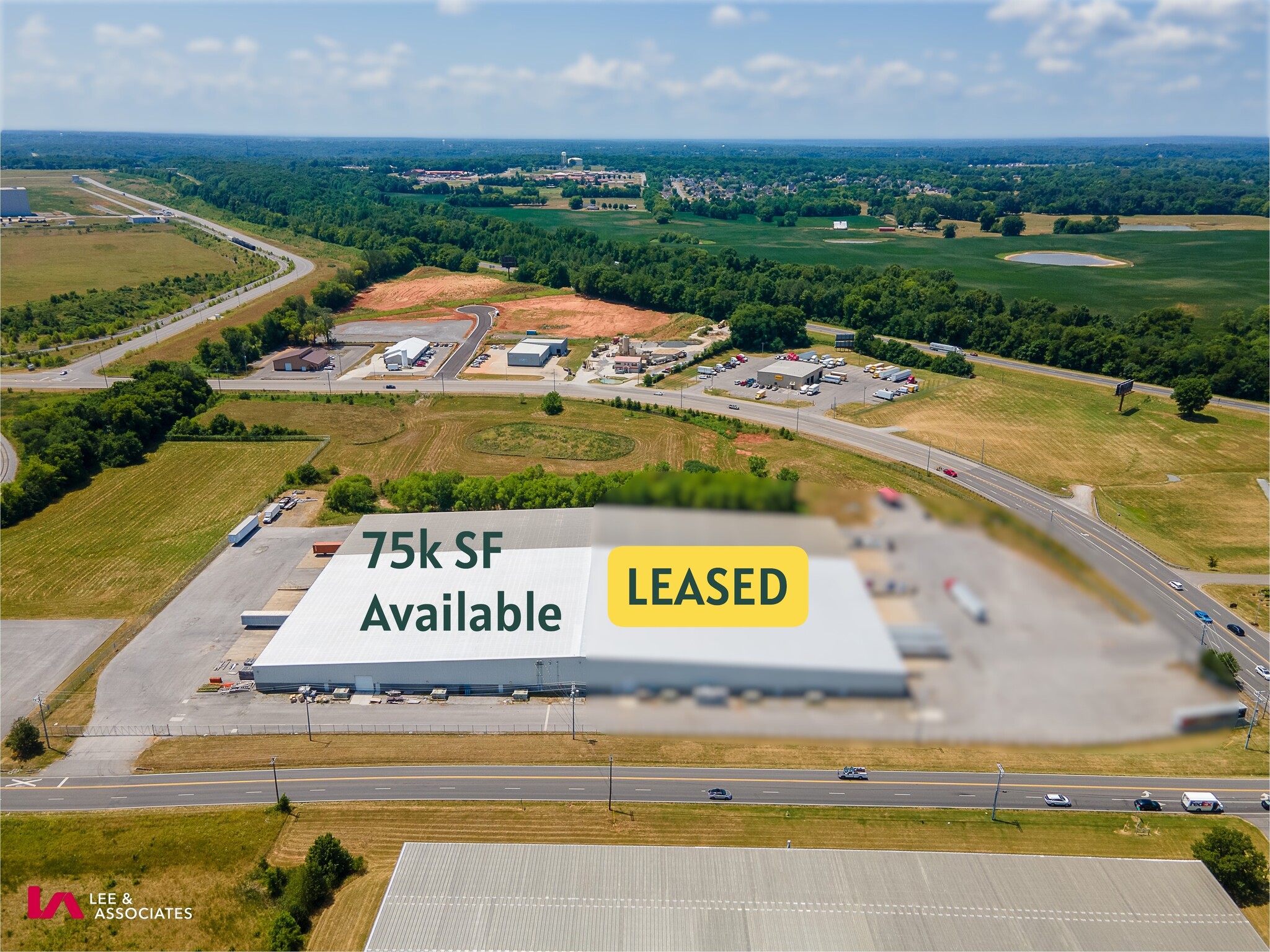 1136 Dunlop Ln, Clarksville, TN à louer Photo de l’immeuble– Image 1 sur 13