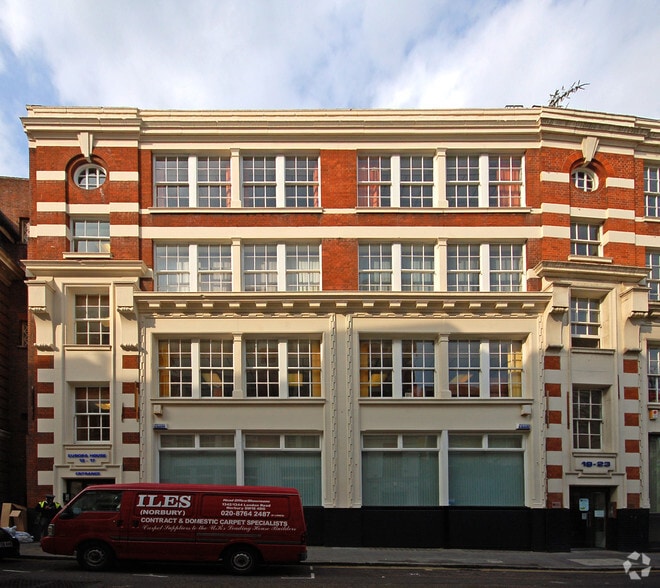 13-17 Ironmonger Row, Londres à louer - Photo de l’immeuble – Image 2 sur 19